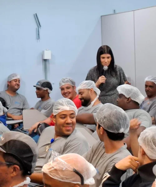 Juliana-Teixeira-coordenadora-de-palestras-de-seguranca-comportamental