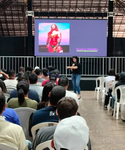 Juliana-Teixeira-palestrante-de-seguranca-no-trabalho